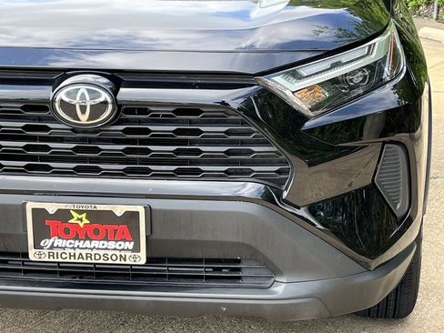Used 2024 Toyota RAV4 XLE FWD image 8