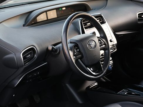 Certified 2022 Toyota Prius XLE w/ Advanced Technology Package image 14