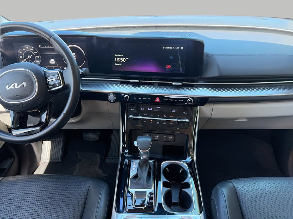 Used 2024 Kia Carnival SX Prestige FWD image 12
