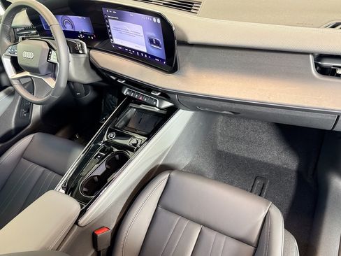 New 2026 Audi Q3 quattro 2.0T AWD/4WD image 27