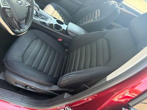 Used 2013 Ford Fusion SE FWD image 22