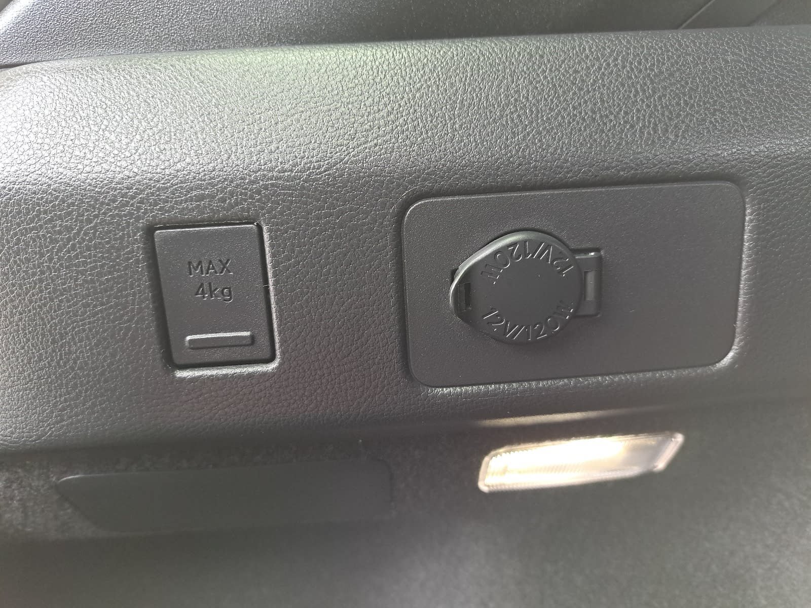 Used 2024 Lexus UX 250h FWD image 14