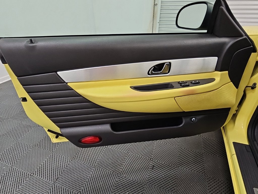 Used 2002 Ford Thunderbird RWD image 22