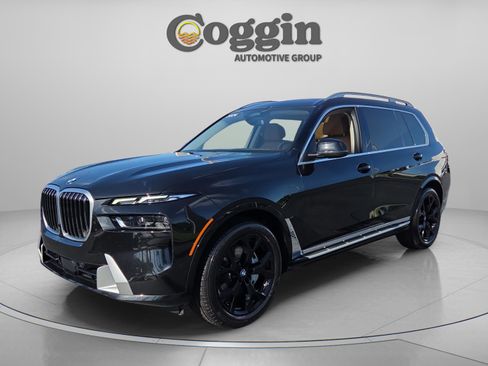 Certified 2024 BMW X7 xDrive40i AWD/4WD image 1