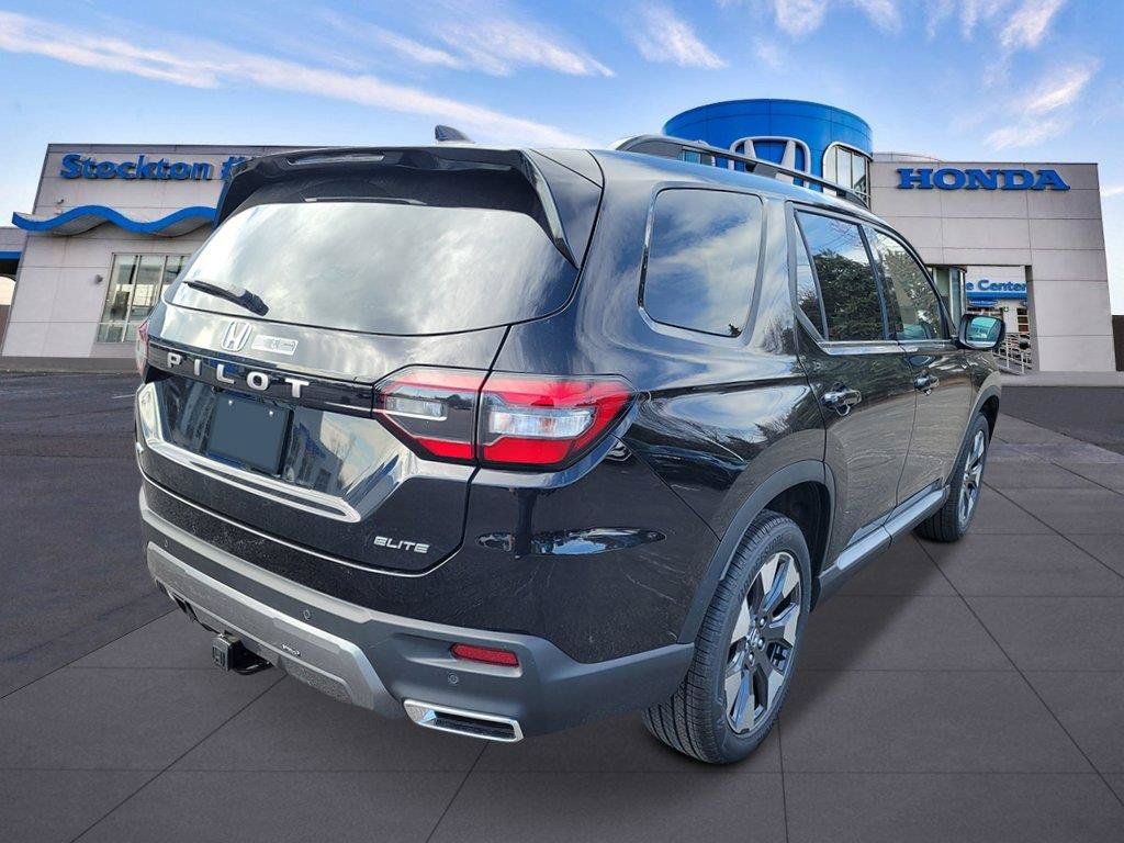 New 2026 Honda Pilot Elite image 5
