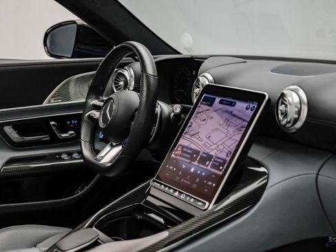 Used 2022 Mercedes-Benz SL 63 AMG 4MATIC image 60