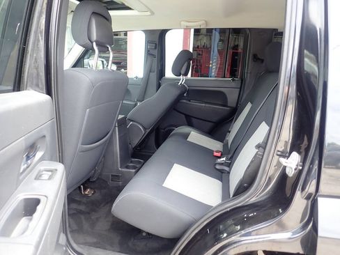 Used 2010 Jeep Liberty Sport w/ Popular Equipment Group AWD/4WD image 13