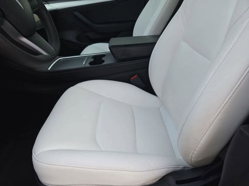 Used 2021 Tesla Model 3 Performance image 14