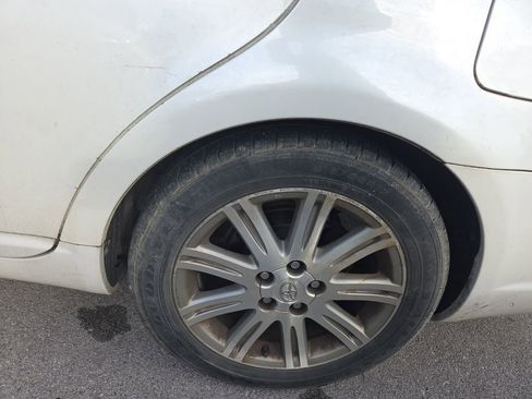 Used 2006 Toyota Avalon Limited image 8