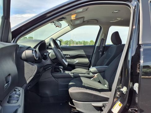 Used 2022 Nissan Kicks SV FWD image 18