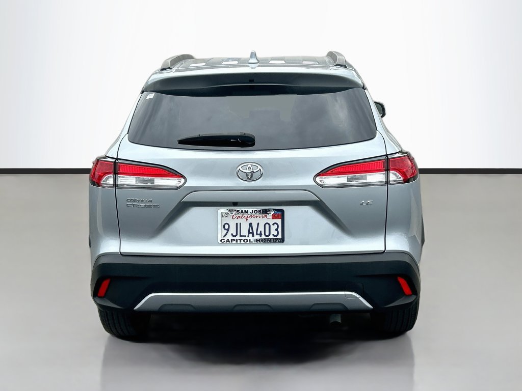 Used 2023 Toyota Corolla Cross LE FWD image 6
