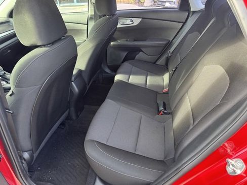 Certified 2023 Kia Forte LXS image 10