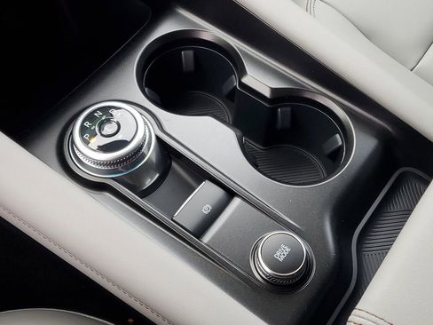 New 2026 Ford Explorer Active w/ Active Comfort Package image 22