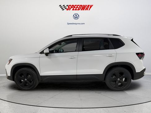 New 2026 Volkswagen Taos SEL AWD/4WD image 4