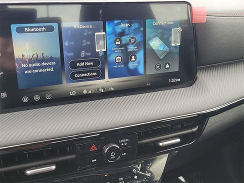 New 2026 Nissan Kicks SR w/ SR Premium Package image 7