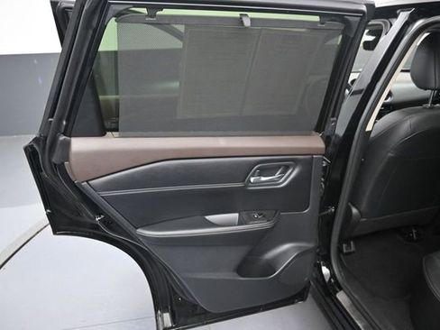 Used 2023 Nissan Rogue SL w/ SL Premium Package AWD/4WD image 27
