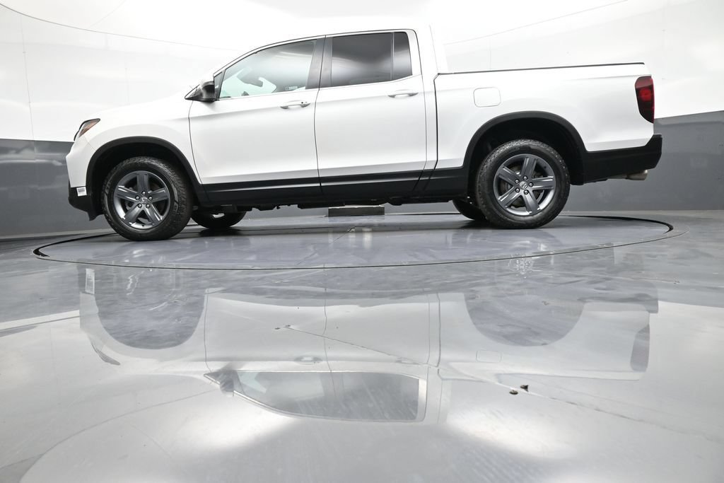 Certified 2023 Honda Ridgeline RTL image 33