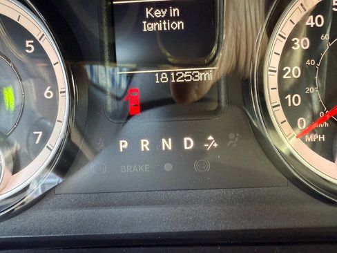 Used 2018 RAM 1500 Express image 11