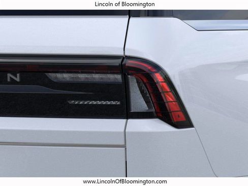 New 2025 Lincoln Navigator L Reserve image 22
