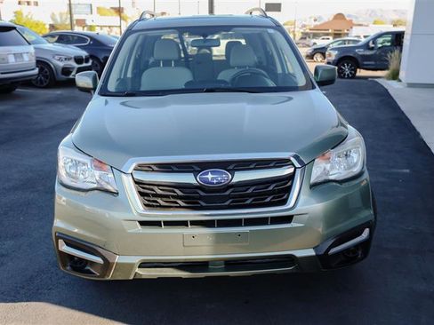Used 2018 Subaru Forester 2.5i Premium image 3