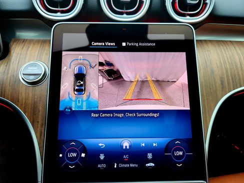 Used 2025 Mercedes-Benz C 300 Sedan image 20