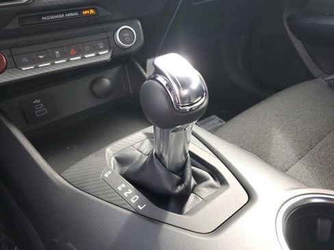 Used 2024 Ford Mustang Coupe RWD image 21