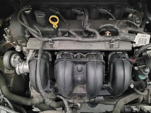 Used 2016 Ford Escape S FWD image 30
