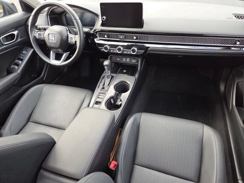 Certified 2024 Honda Civic Touring image 32