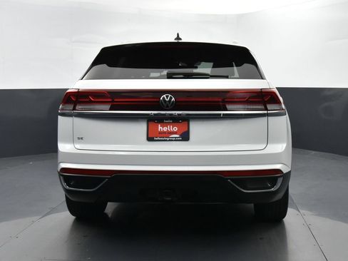 Used 2024 Volkswagen Atlas Cross Sport SE FWD image 43