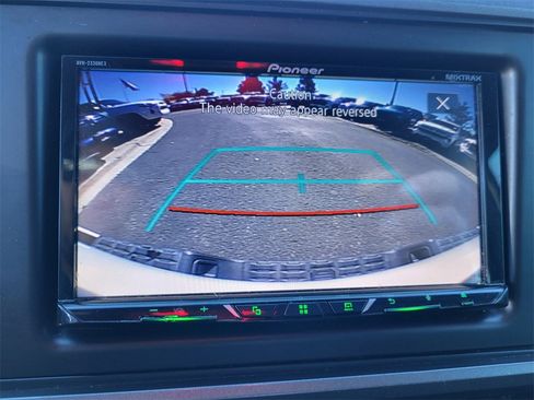 Used 2017 Toyota Tacoma TRD Sport w/ Premium & Technology Package image 25