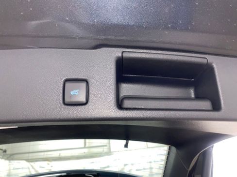 Used 2022 Ford Escape SEL image 15