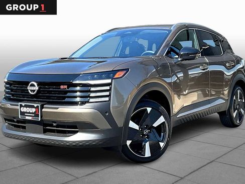 New 2026 Nissan Kicks SR image 1