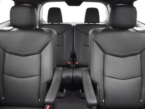 Used 2023 Cadillac XT6 Sport w/ Technology Package image 28