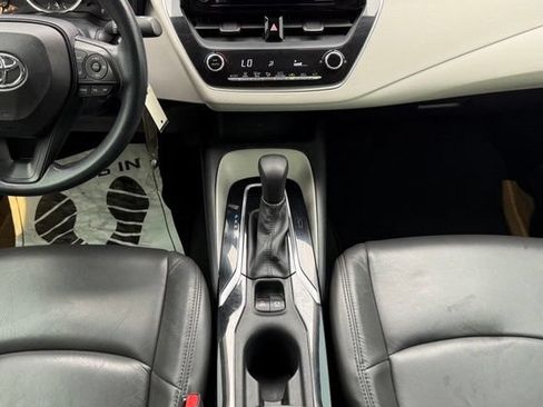 Used 2021 Toyota Corolla LE w/ Carpet Mat Package (TMS) FWD image 24
