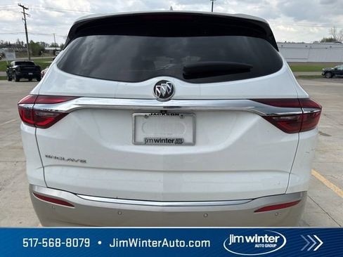 Used 2021 Buick Enclave Premium w/ Sun and Sites Package FWD image 8