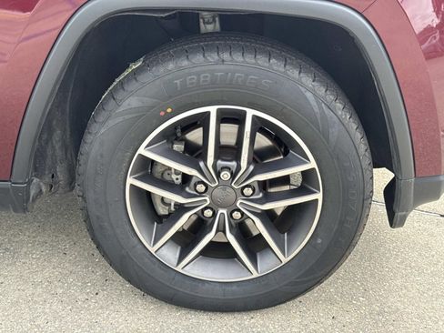 Used 2021 Jeep Grand Cherokee Limited image 4