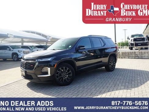 Used 2023 Chevrolet Traverse RS FWD image 4