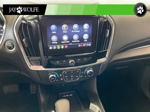 Used 2024 Chevrolet Traverse LT FWD image 15