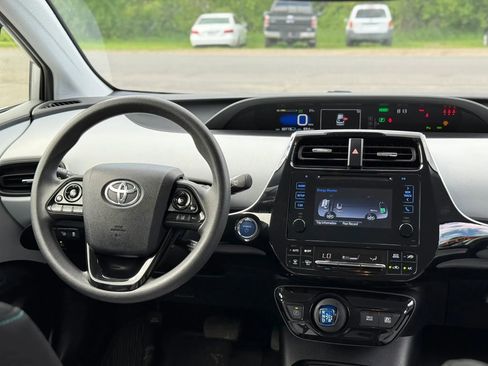 Used 2019 Toyota Prius LE FWD image 48