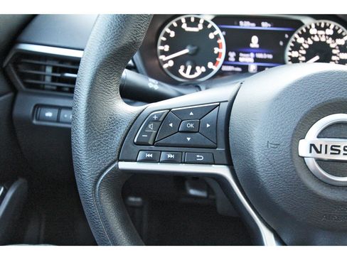 Used 2021 Nissan Altima 2.5 SV FWD image 20