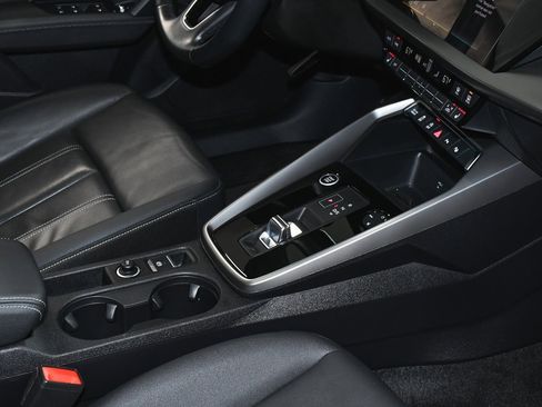 Used 2024 Audi A3 2.0T Premium image 57