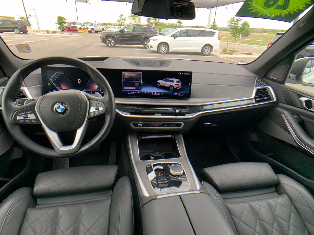 Used 2026 BMW X5 xDrive40i AWD/4WD image 14