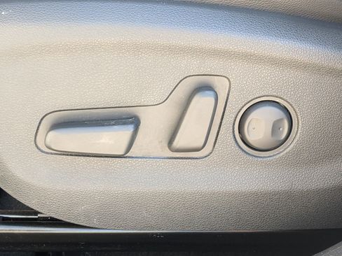 Used 2021 Hyundai Tucson Limited w/ Cargo Package image 17