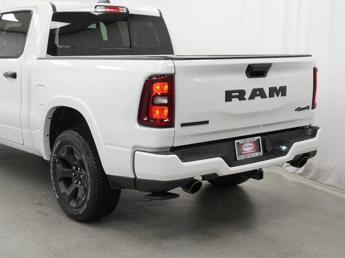New 2026 RAM 1500 4x4 Crew Cab image 12