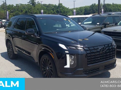 Used 2025 Hyundai Palisade Calligraphy AWD/4WD image 2