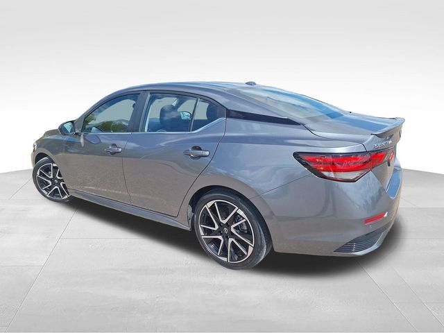 Certified 2024 Nissan Sentra SR w/ SR Premium Package FWD image 6