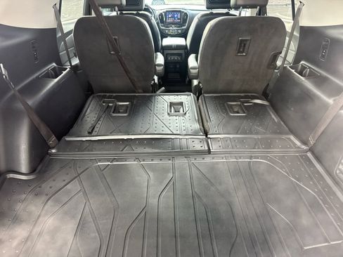 Used 2020 Chevrolet Traverse Premier w/ LPO, Blackout Package image 40