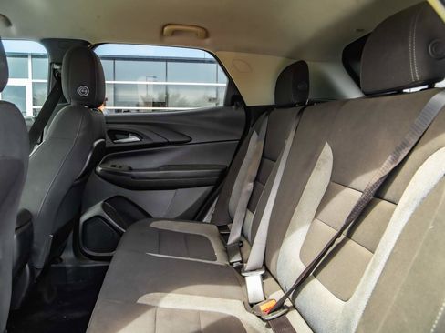 Used 2023 Chevrolet TrailBlazer LT w/ Convenience Package image 18