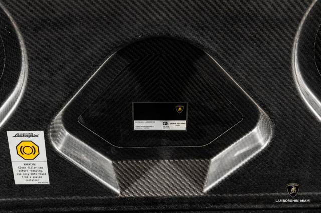 Used 2024 Lamborghini Revuelto AWD/4WD image 10