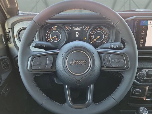 New 2026 Jeep Gladiator Sport image 12